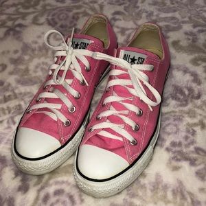Pink converse